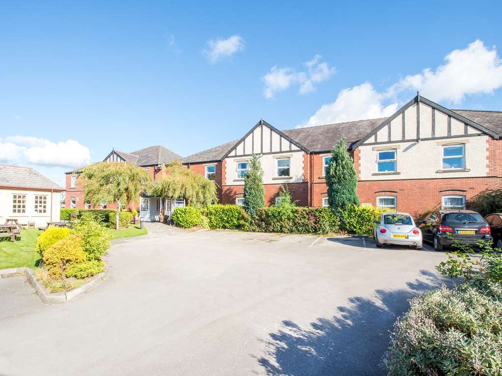 Travelodge Warrington Lowton 外观 照片